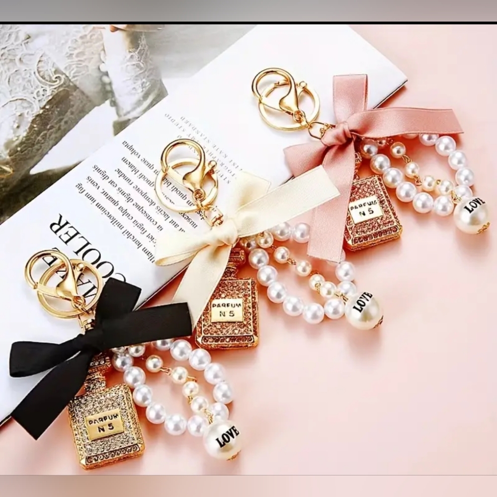 Pearl & Perfume Bottle Keychain Purse Charm - Picture 2 of 2